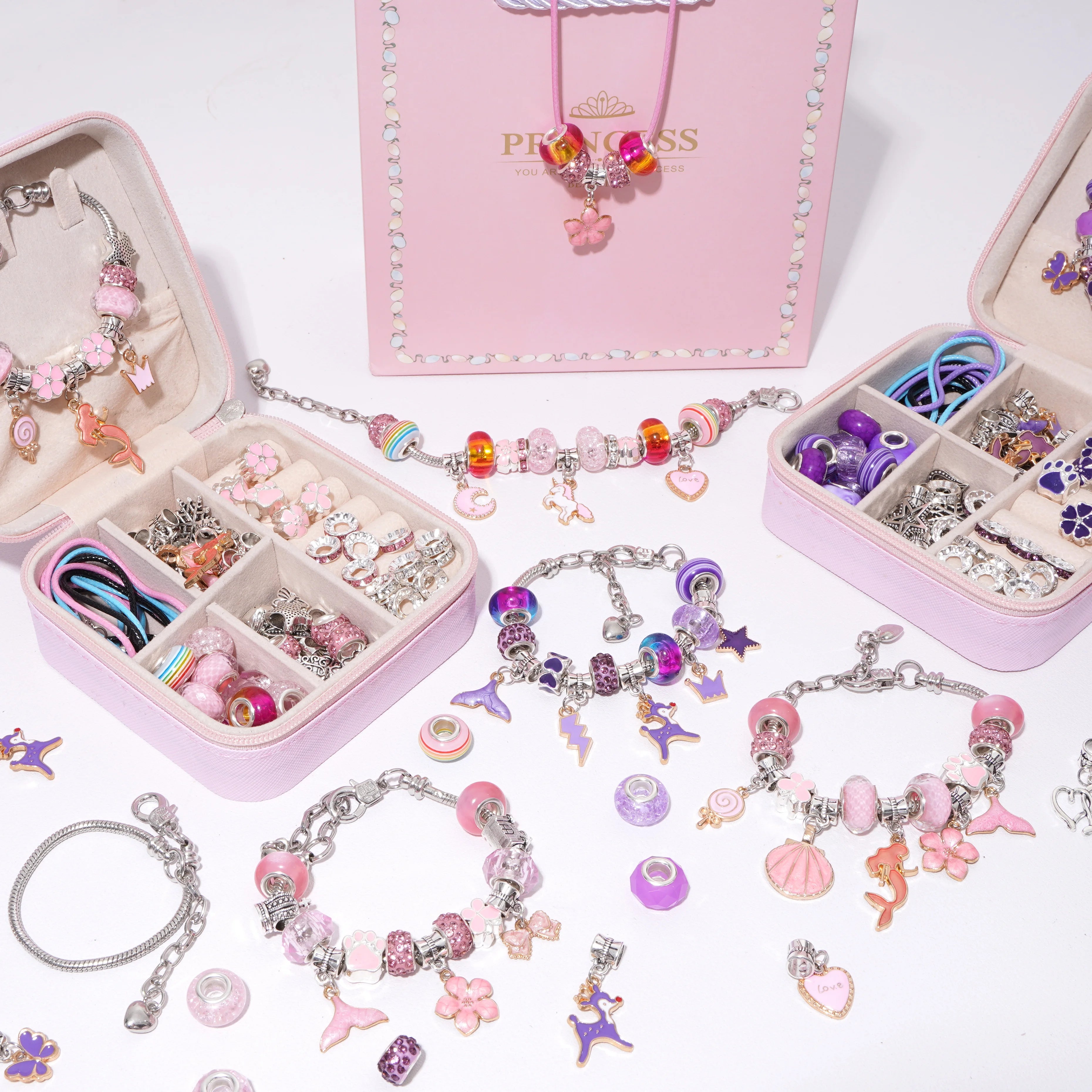 DIY Bracelets Making Kit Girls Gift with Jewelry Box Gift Bag Charms Beads Set